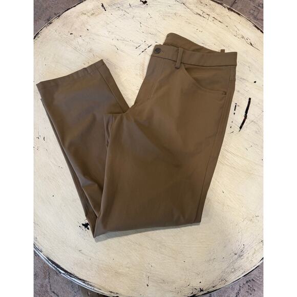 Lululemon Athleta Men's Performance Athletic Pants Golf Outdoors Brown Khaki - Picture 1 of 7